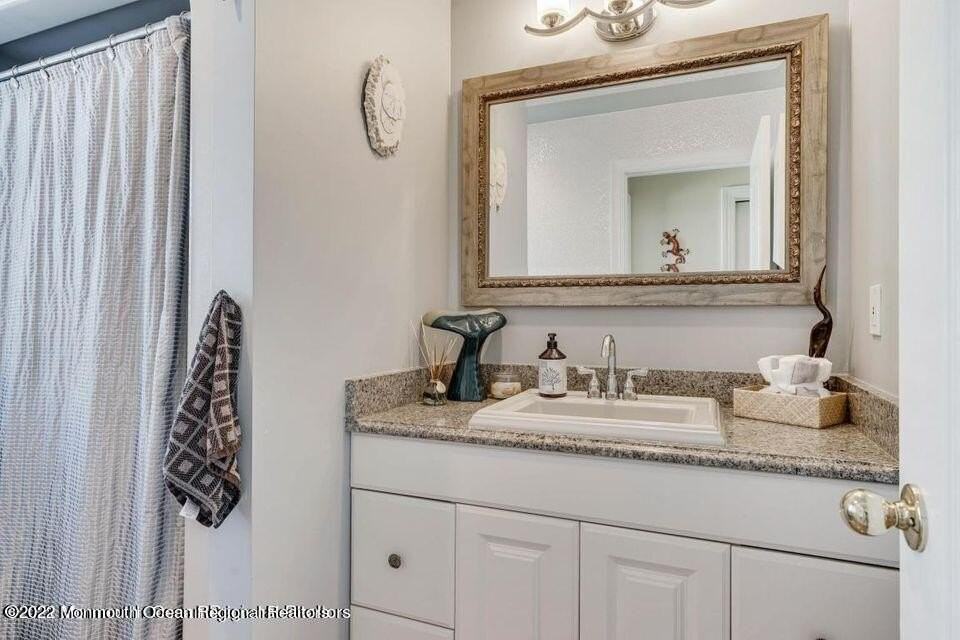 2023 Bay Boulevard - Photo 6 of 23