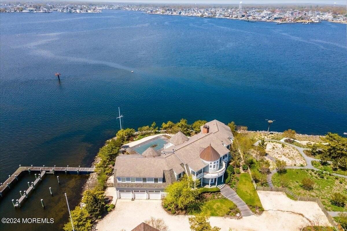 225 Channel Ln - Photo 7 of 50