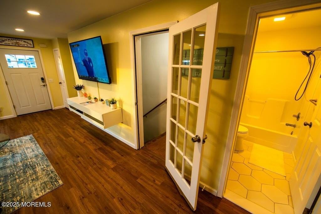 28 Central Ave - Photo 4 of 20