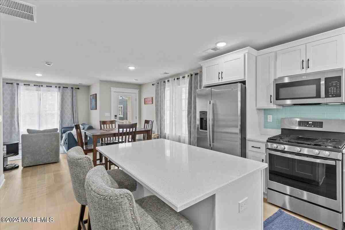 14 Elder St Unit 152 #152 - Photo 7 of 34