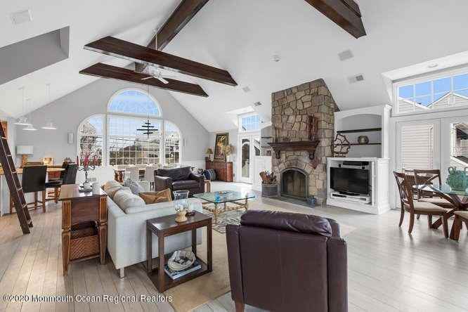 1081 Barnegat Ln - Photo 5 of 28