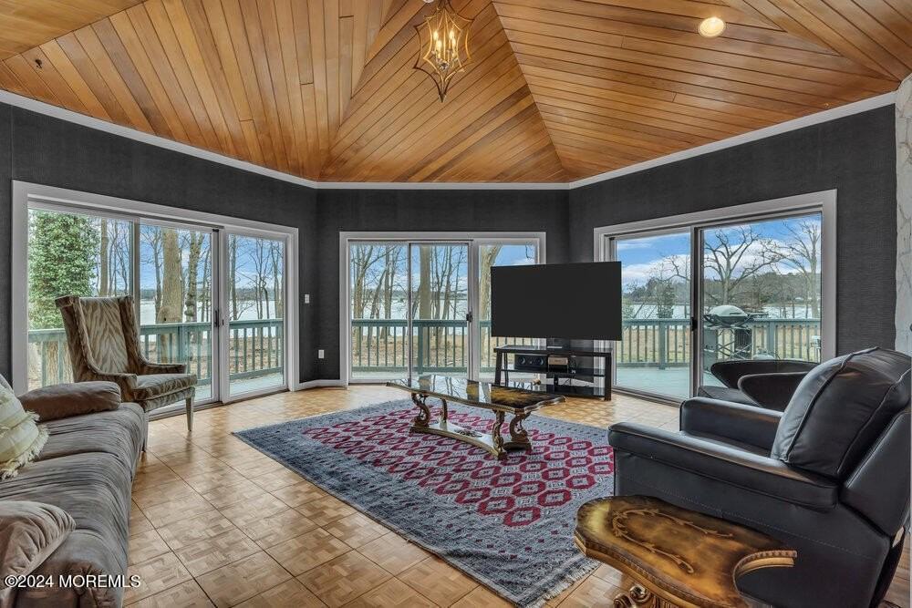 180 Hartshorne Rd - Photo 3 of 5