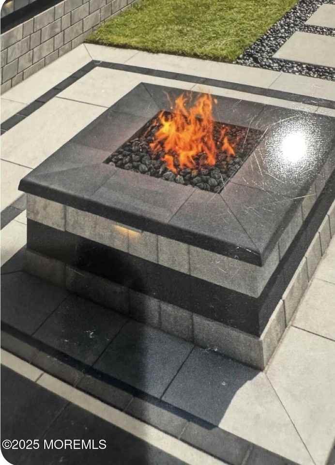 141 Osborne Ave - Photo 4 of 48