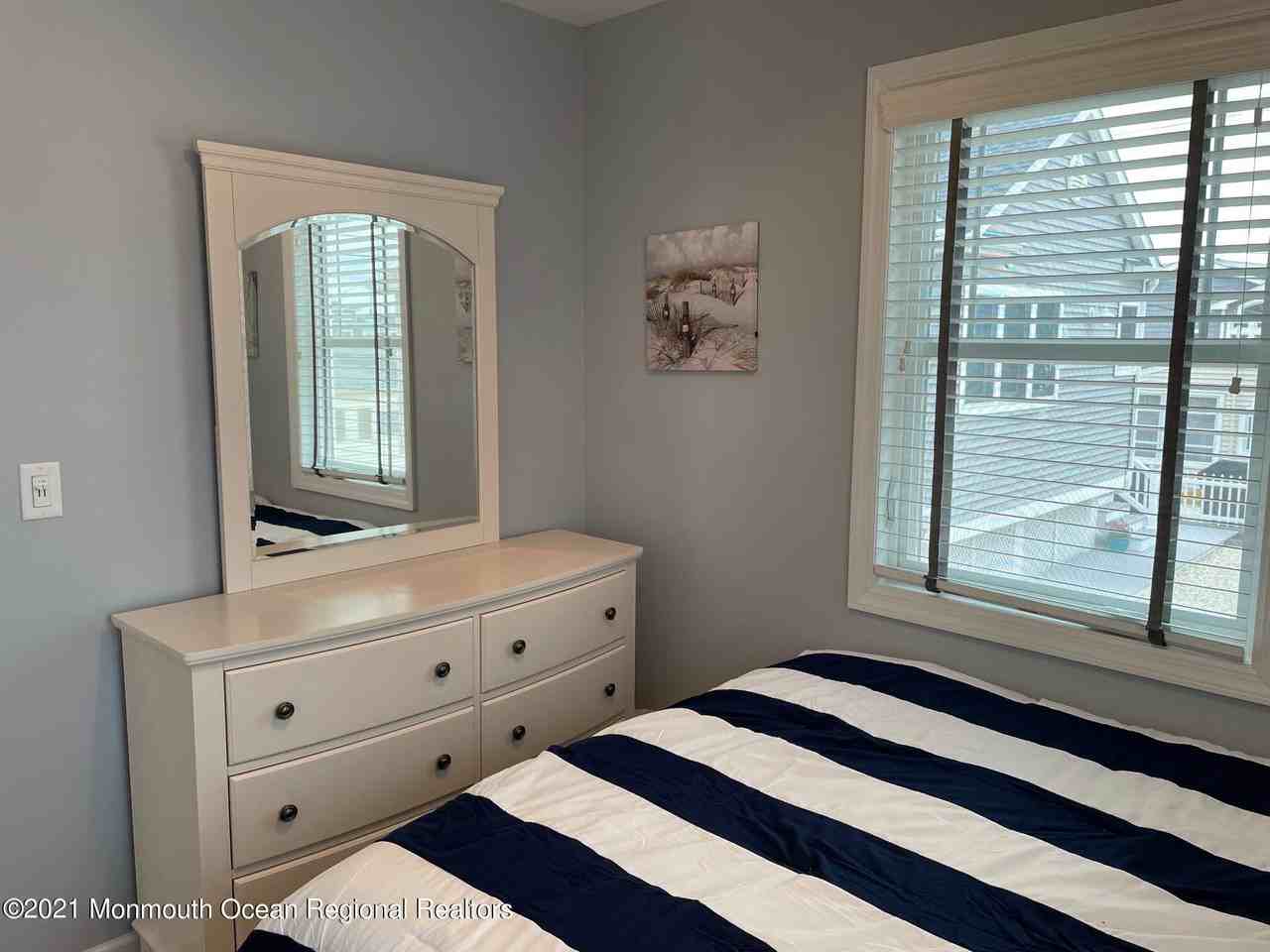 106 W Pompano Way - Photo 7 of 27