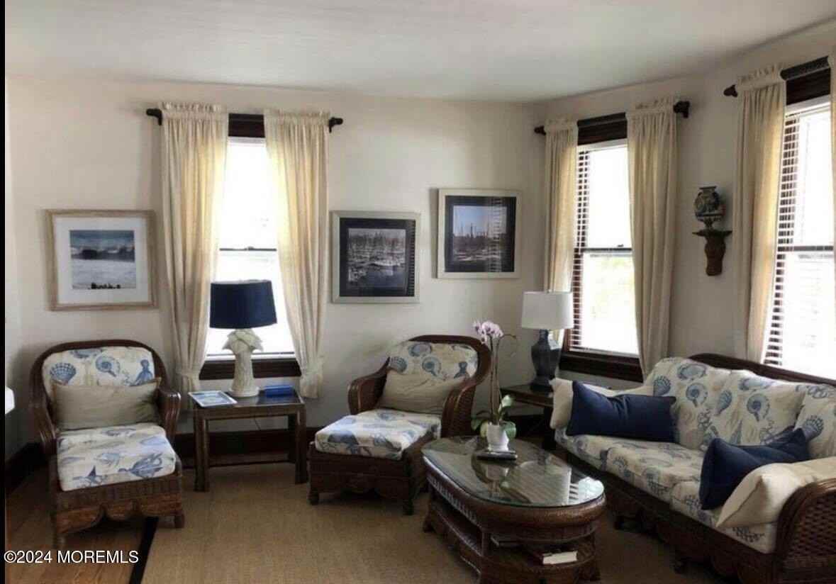 409 Main Ave - Photo 3 of 11