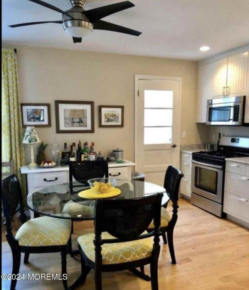 409 Main Ave - Photo 5 of 11