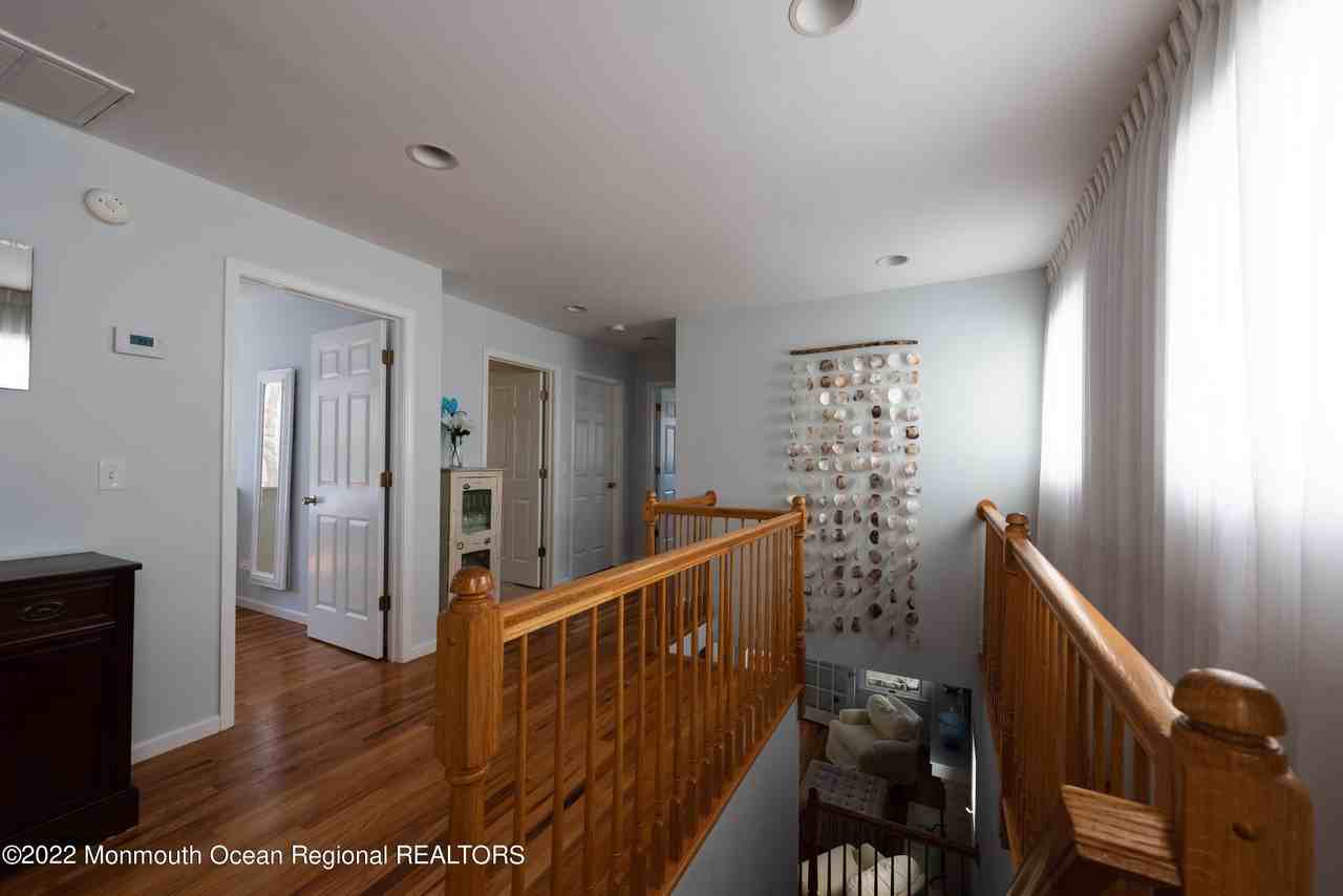 164 Osborne Ave - Photo 5 of 7