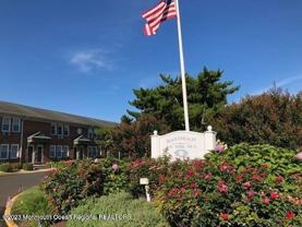 310 Maryland Ave Apt 20 #20B - Photo 1 of 1