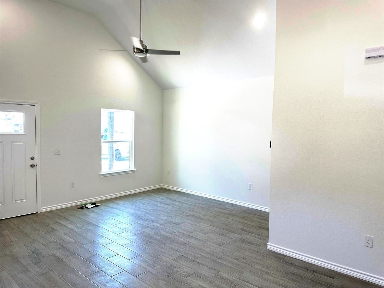 16602 E Forrestal - Photo 5 of 9