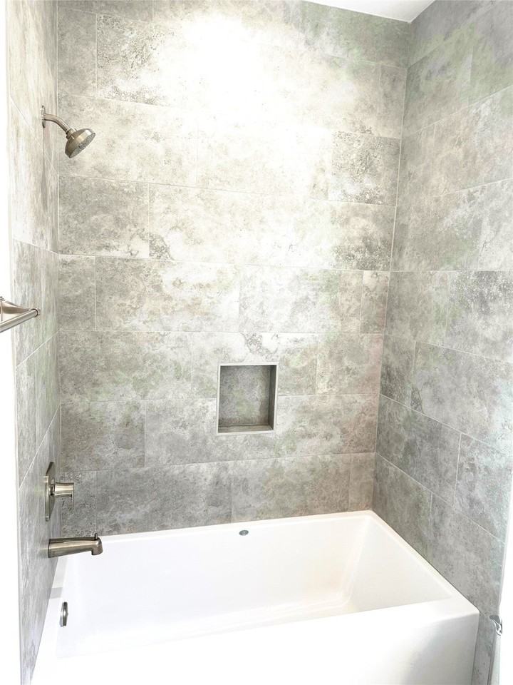 16602 E Forrestal - Photo 7 of 9