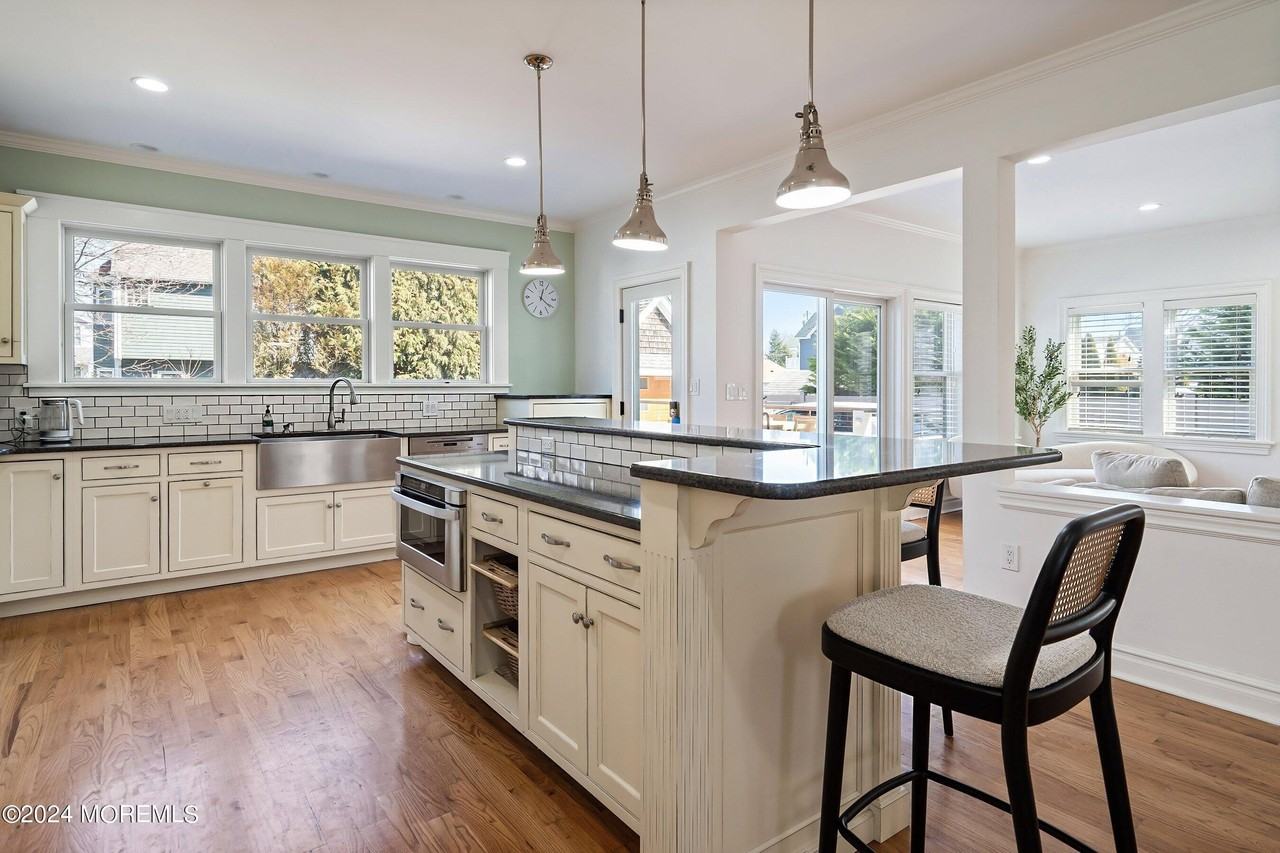 414 16th Ave - Photo 6 of 30