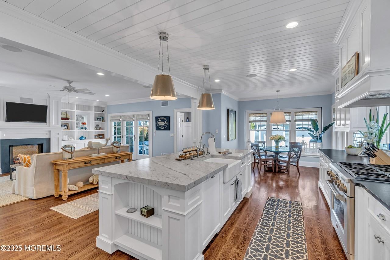 316 Jersey Ave - Photo 4 of 31