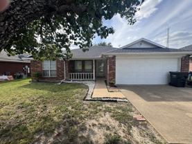 6918 Sayle St - Photo 1 of 1