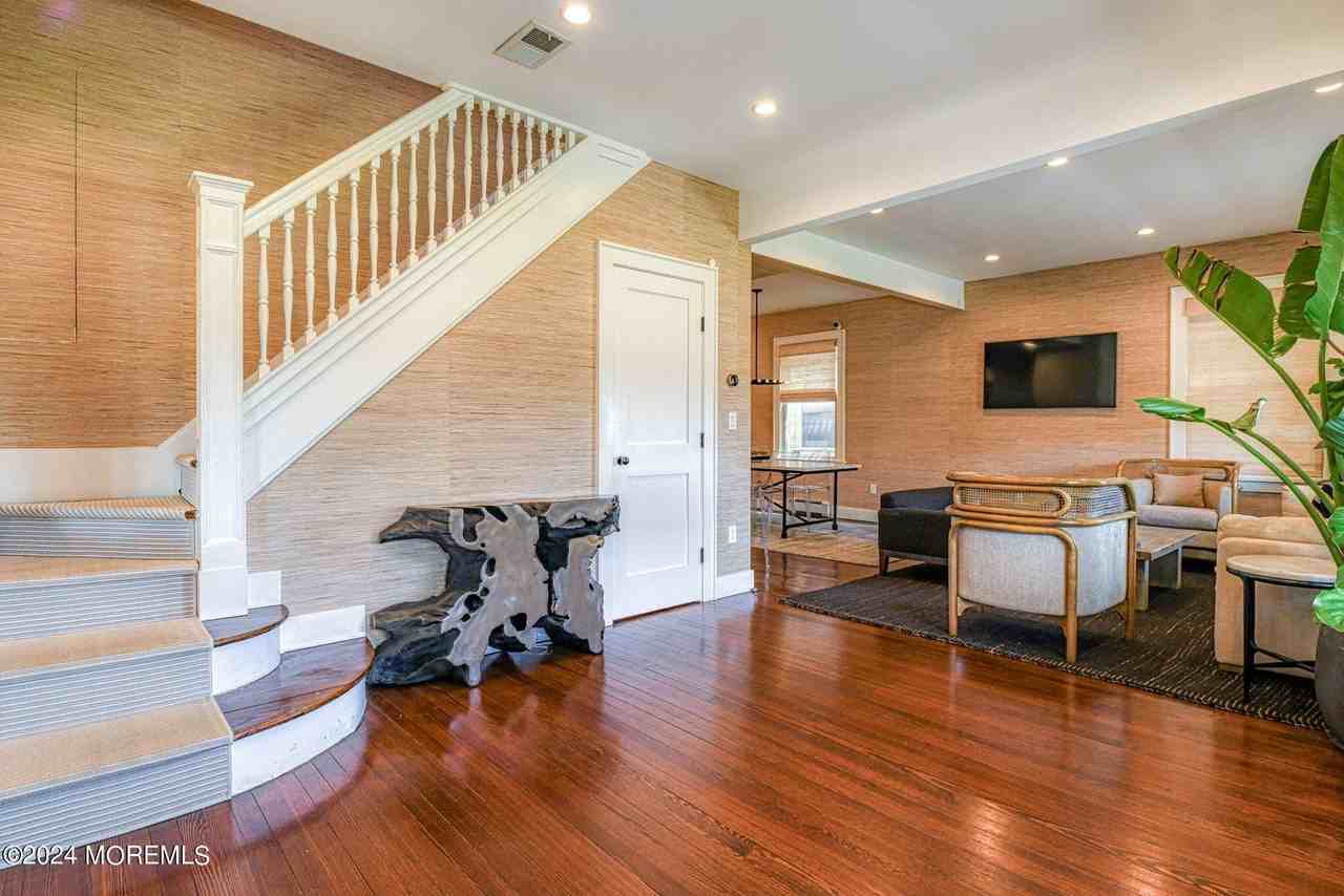 1 Surf Ave - Photo 5 of 40