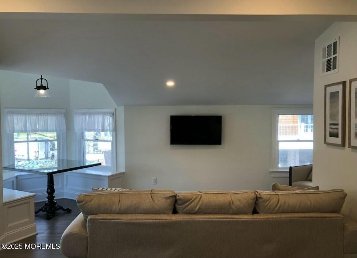 68 Bridge Ave - Photo 2 of 9