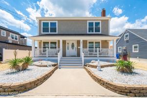 featured image of 101 7th Ave