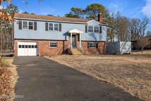 featured image of 2344 Fernwood Ave