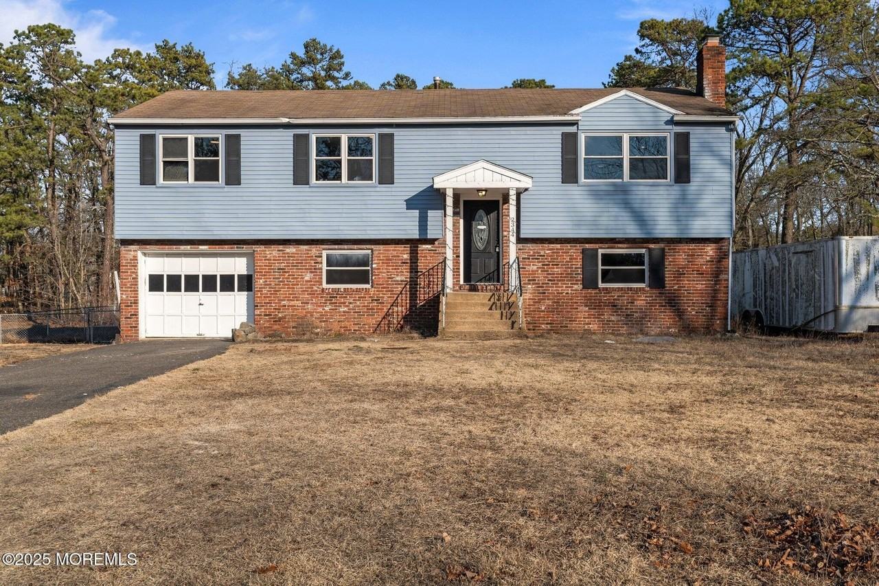 2344 Fernwood Ave - Photo 2 of 35