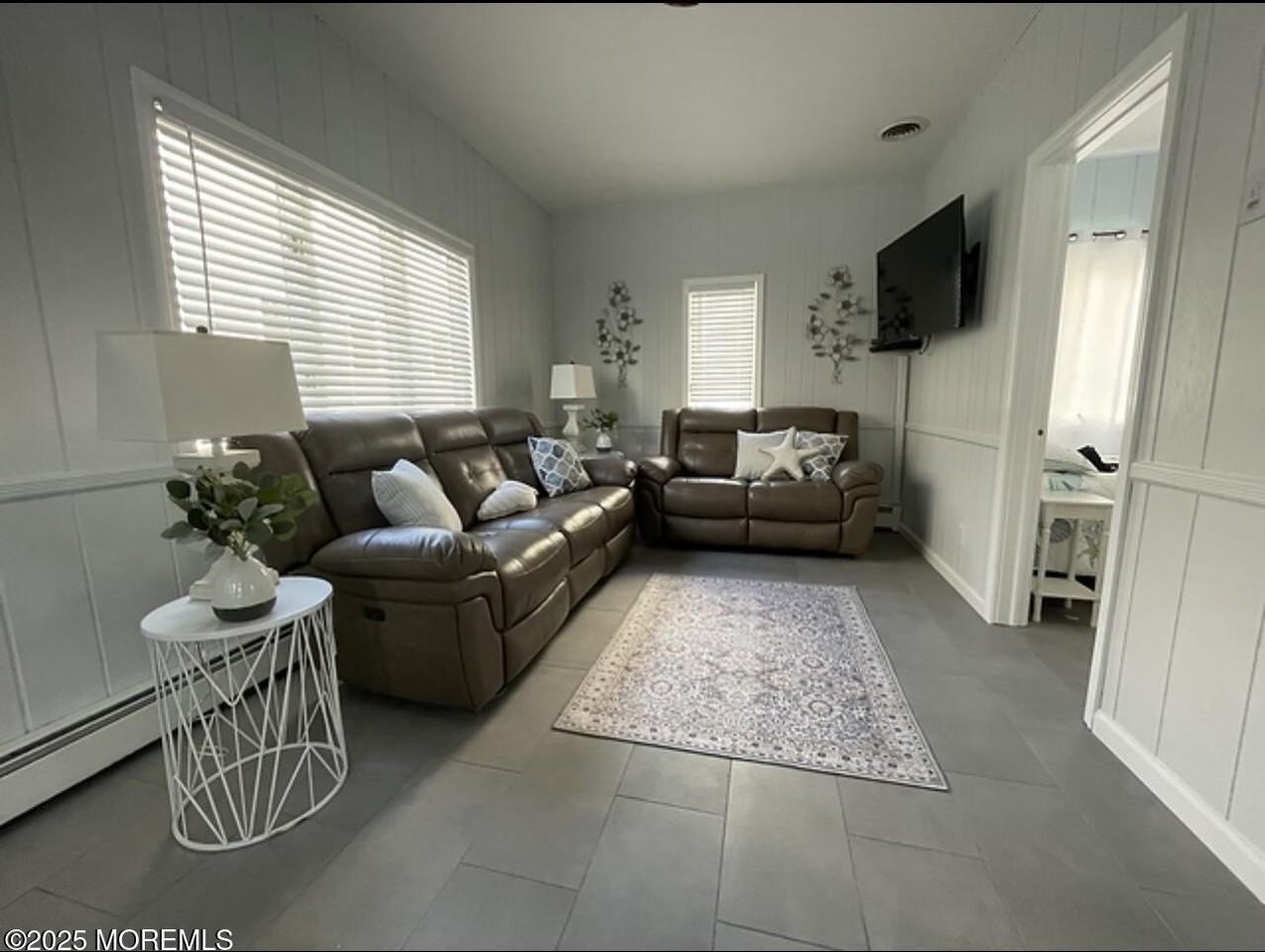 23 E Surf Way - Photo 4 of 26