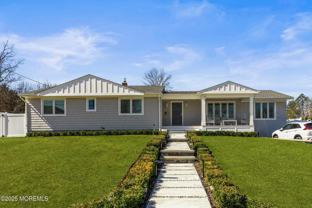 866 Red Oaks Dr - Photo 1 of 1