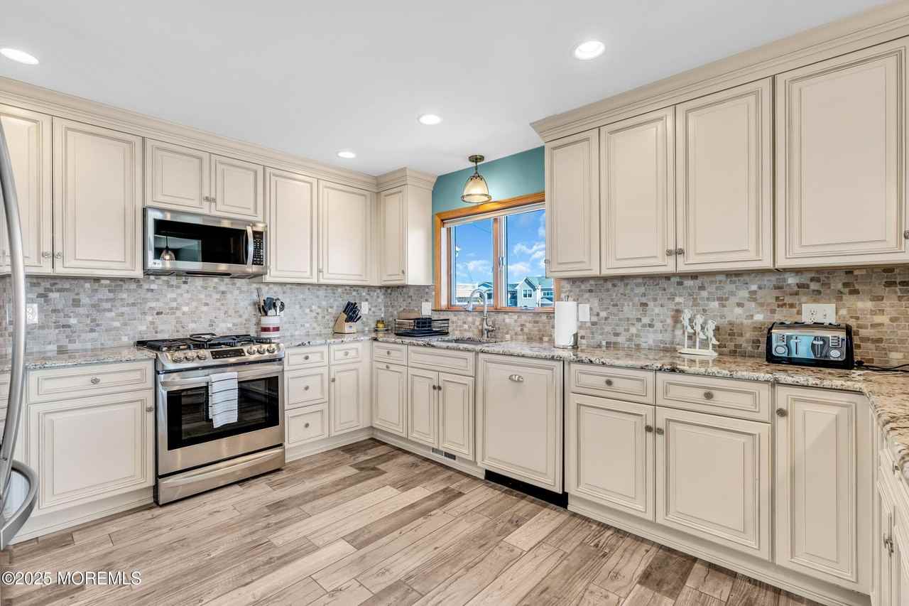 2 Dune Ter - Photo 7 of 18