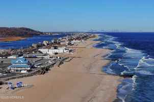 featured image of 4 Center St #2