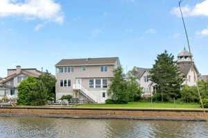 featured image of 127 Trenton Ave