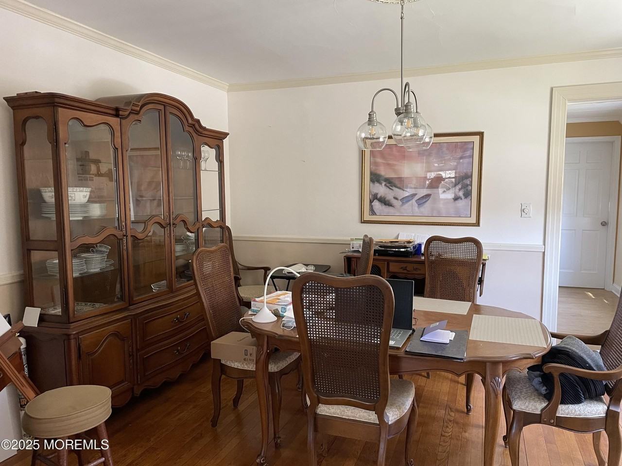 615 Corlies Ave - Photo 5 of 15