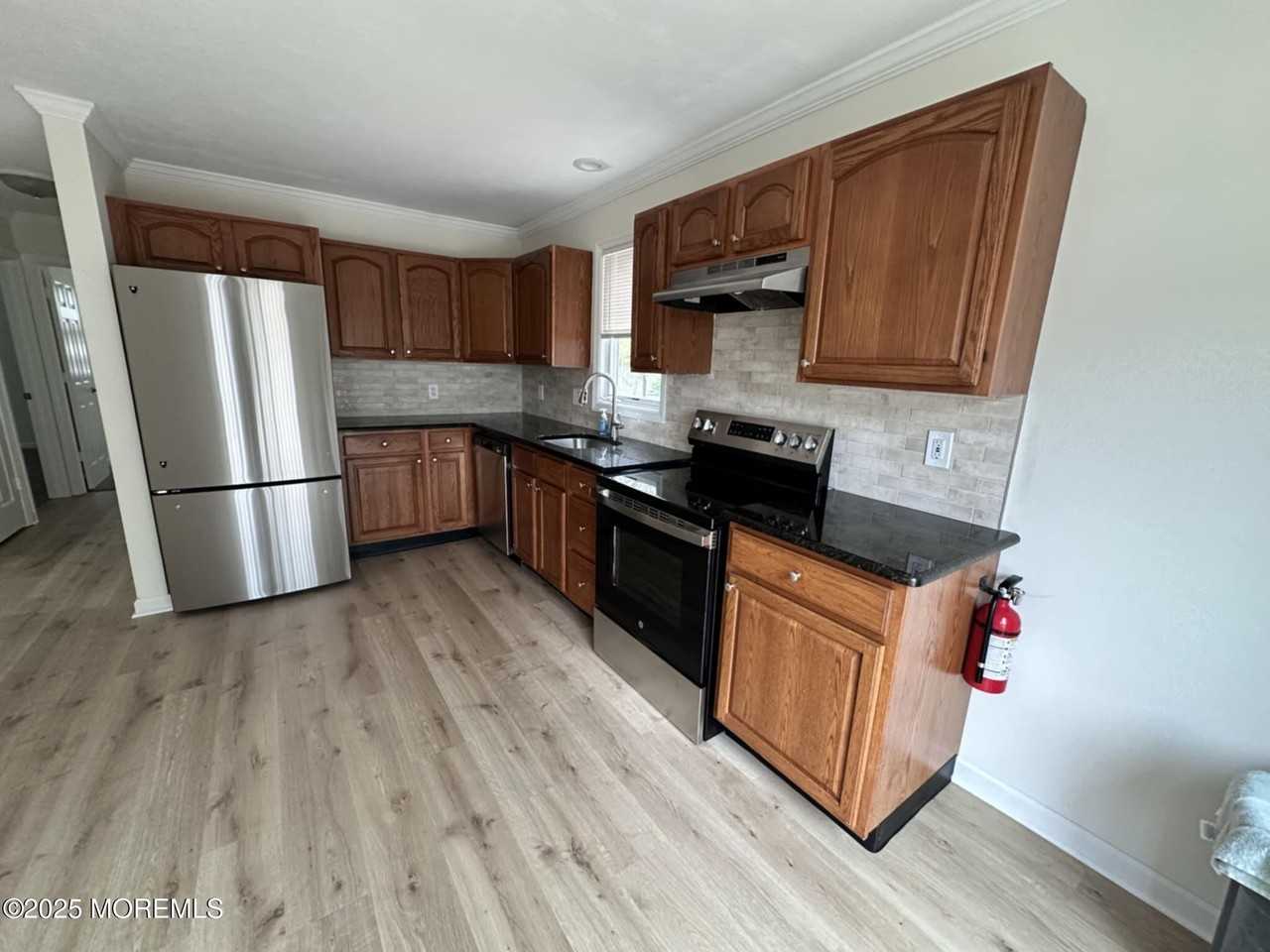 79 Ash Rd - Photo 2 of 16