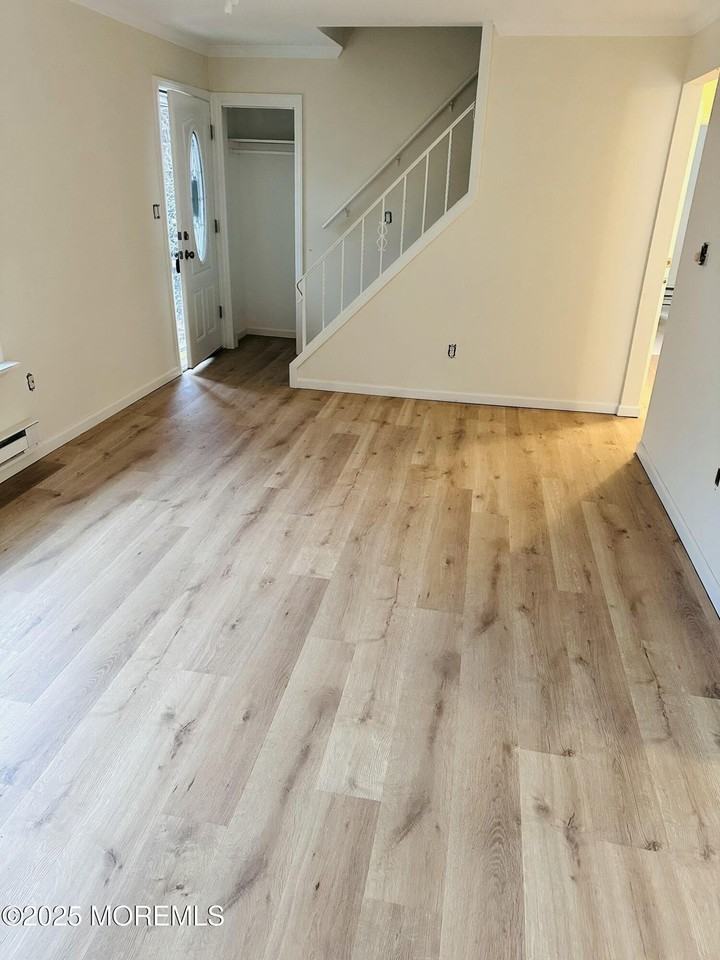 79 Ash Rd - Photo 4 of 16