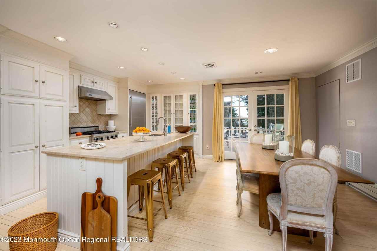 1800 Marconi Rd - Photo 5 of 25