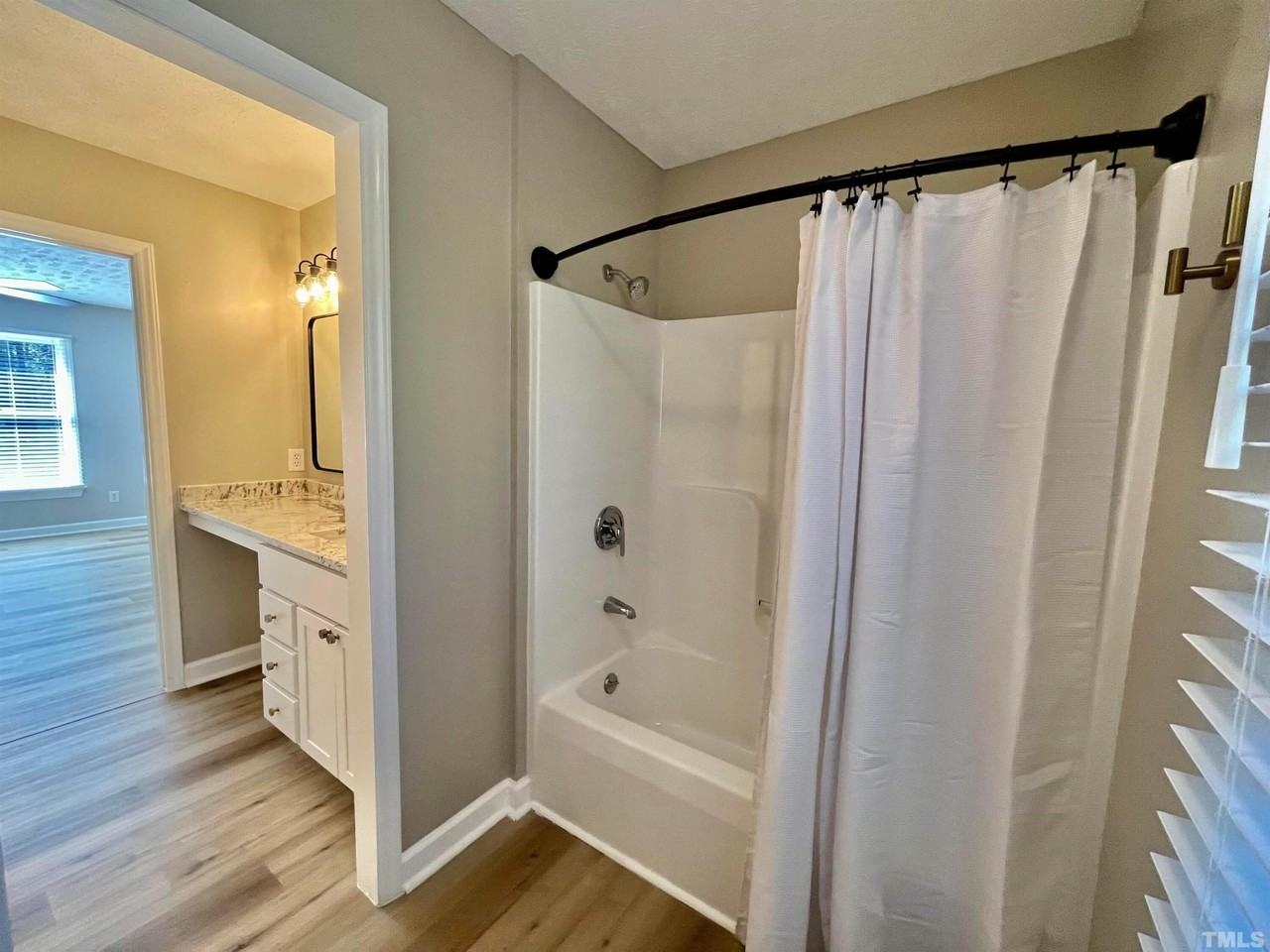 565 Old Graham Rd - Photo 6 of 25