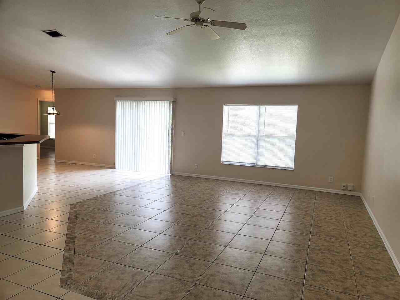 3438 Southwest San Benito Street - Photo 6 of 27