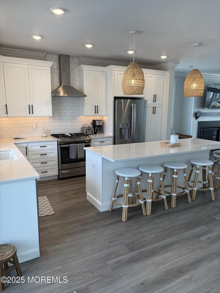 107 Ortley Ave - Photo 6 of 19