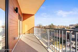 featured image of 185 Morris Ave Unit 303 #303