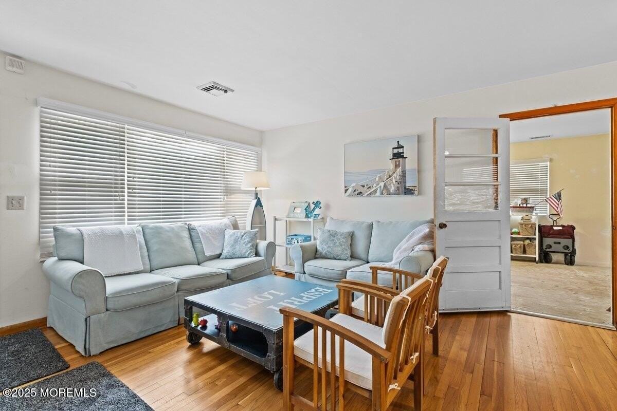 100 3rd Ave - Photo 3 of 39