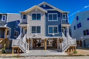 featured image of 19 19 Cummins Street unit: 108 #108