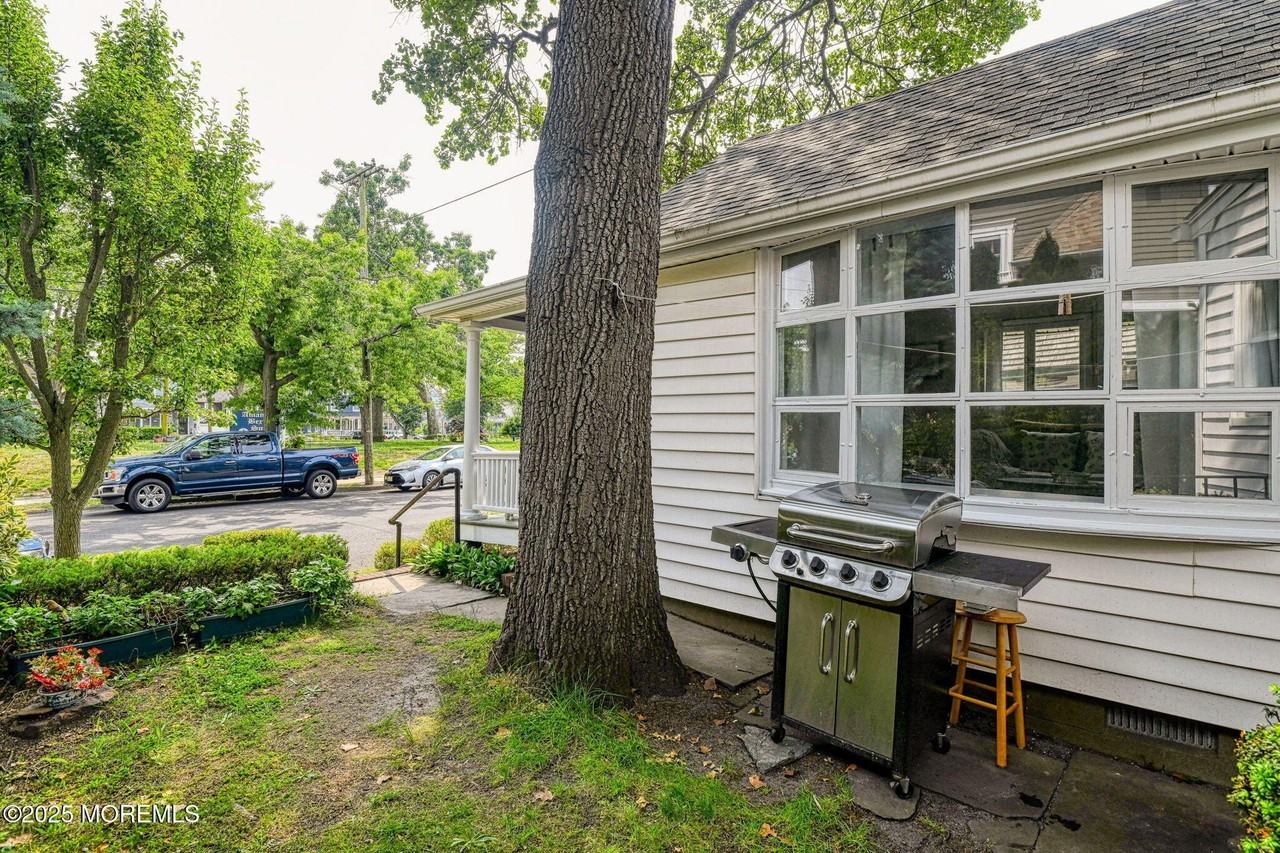 83 Cookman Ave - Photo 4 of 18