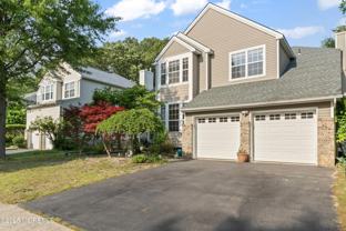 5 Mulberry Ln - Photo 1 of 1