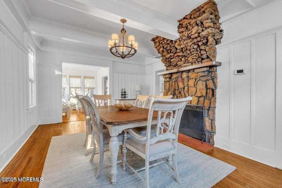 310 Corlies Ave - Photo 5 of 15