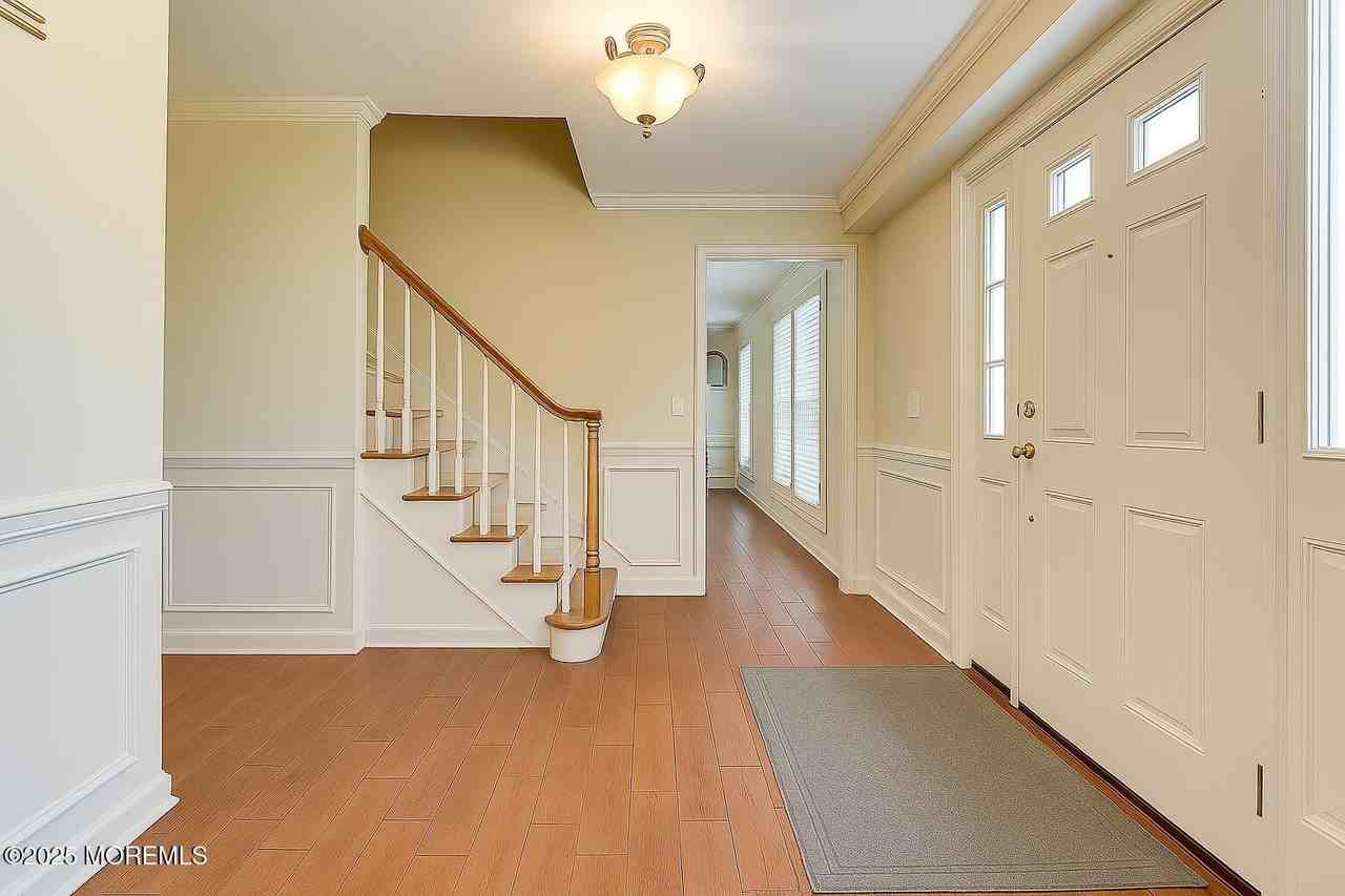 19 Monterey Dr - Photo 6 of 36