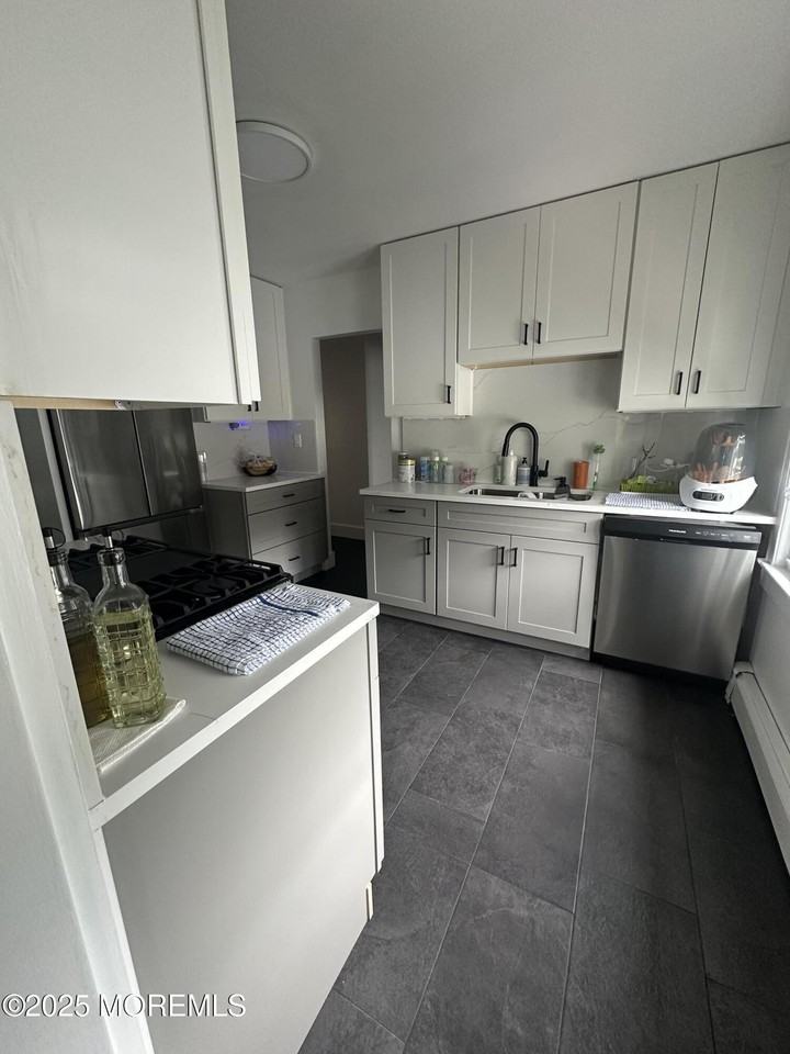 36 36 Whalepond Road unit: Front - Photo 4 of 8