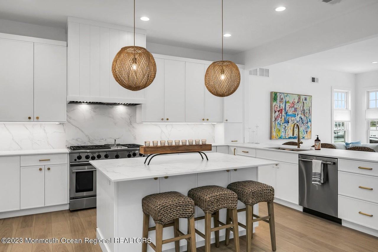 24 Park Rd - Photo 5 of 48