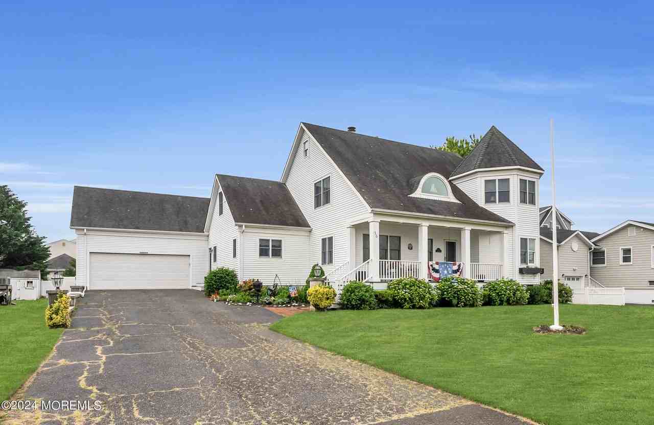 16 Anderson St - Photo 6 of 45