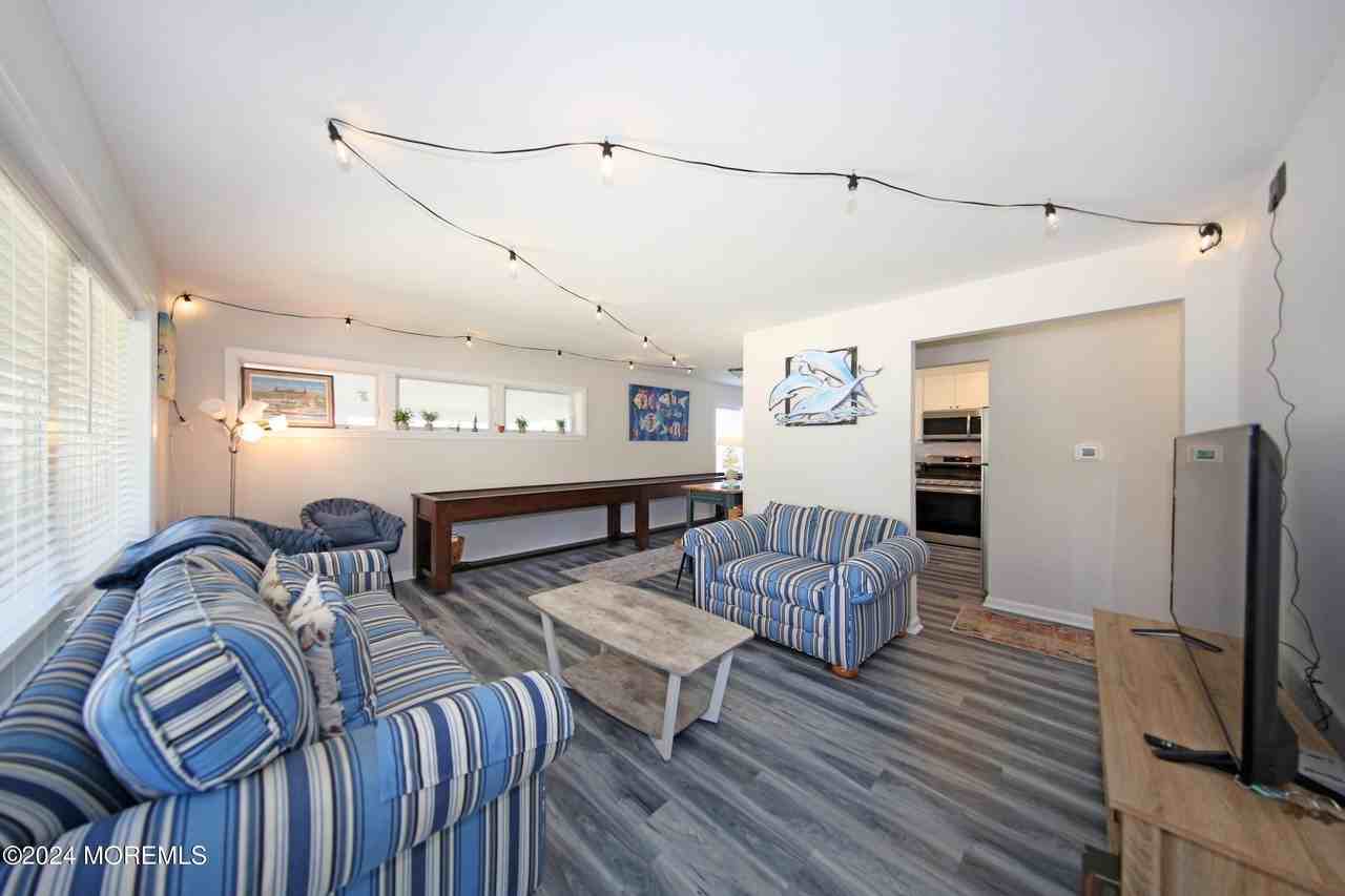 16 Portland Rd - Photo 6 of 35