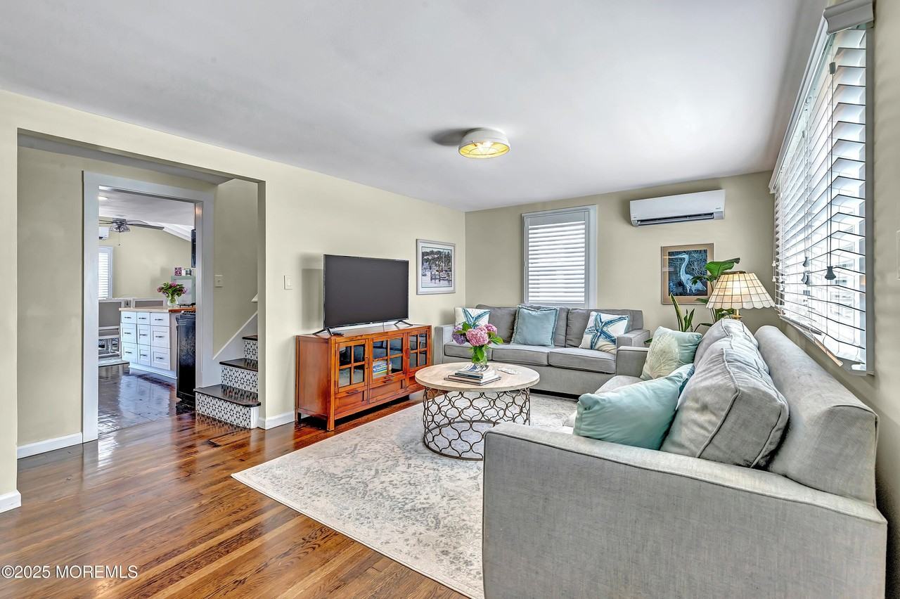 316 16th Ave - Photo 3 of 17