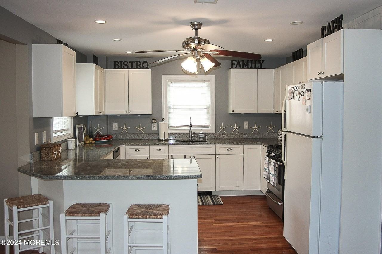 100 100 Columbia Avenue unit: Winter - Photo 7 of 22