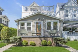 226 Sylvania Ave - Photo 1 of 1