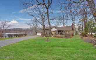 207 Lakeside Ave - Photo 1 of 1