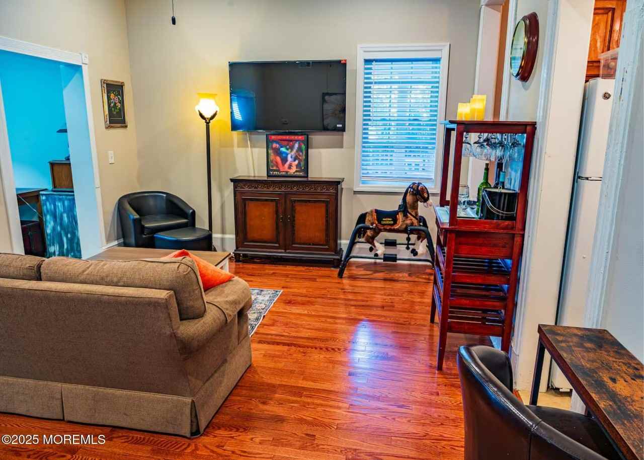 70 70 N Bath unit: #1 #1 - Photo 6 of 22